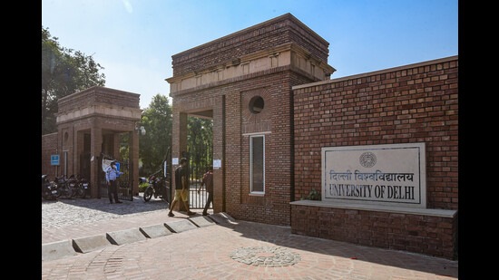 As Delhi University opens after two years, many fake notices about mode of examination have begun floating around (Photo : Amal KS/HT)