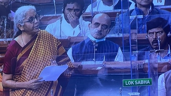 Shashi Tharoor posted this photo of Lok Sabha and claimed that even Union minister Ramdas Athawale could not believe what Nirmala Sitharaman said.&nbsp;