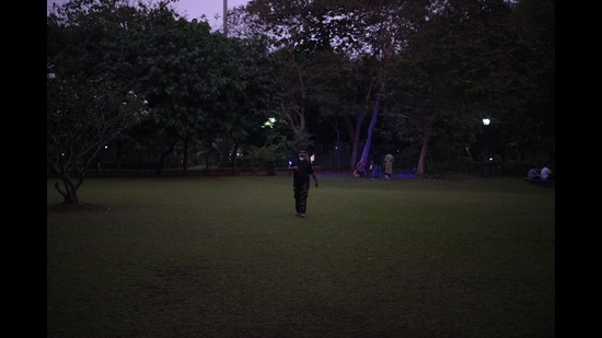 A Navi Mumbai Municipal Corporation public garden at Vashi Sector 17 opened on Friday. NMMC has allowed the reopening of public gardens, playgrounds. (BACHCHAN KUMAR/HT PHOTO)