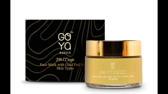 The 24K gold face mask by GOYA BASICS stimulates blood circulation & oxygen supply to the skin The 24K gold face mask by GOYA BASICS stimulates blood circulation & oxygen supply to the skin