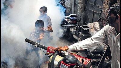 Despite civic agencies stepping up fogging efforts, there has been a spike in dengue cases across Delhi. (Sonu Mehta/ HT Photo) Despite civic agencies stepping up fogging efforts, there has been a spike in dengue cases across Delhi. (Sonu Mehta/ HT Photo)
