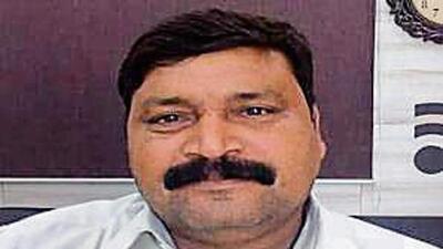 Uttar Pradesh BSP president Bhim Rajbhar will enter the fray in Mau. (HT FILE PHOTO) Uttar Pradesh BSP president Bhim Rajbhar will enter the fray in Mau. (HT FILE PHOTO)