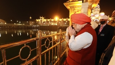 Union home minister Amit Shah offers prayers at the Golden Temple in Amritsar (Twitter/Amit Shah) Union home minister Amit Shah offers prayers at the Golden Temple in Amritsar (Twitter/Amit Shah)