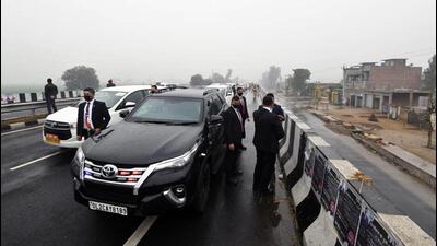 PM Narendra Modi’s cavalcade was stuck for nearly 20 minutes on a flyover while he was on his way to a public meeting in Punjab on January 5. (ANI FILE PHOTO) PM Narendra Modi’s cavalcade was stuck for nearly 20 minutes on a flyover while he was on his way to a public meeting in Punjab on January 5. (ANI FILE PHOTO)