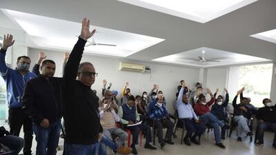 Residents of several housing societies held a meeting, which lasted for four hours, in a club at Brisk Lumbini residential society in Gurugram’s Sector 109 on Sunday. (Parveen Kumar/HT photo) Residents of several housing societies held a meeting, which lasted for four hours, in a club at Brisk Lumbini residential society in Gurugram’s Sector 109 on Sunday. (Parveen Kumar/HT photo)