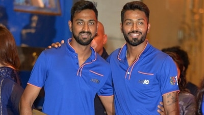 Krunal Pandya (L) and Hardik Pandya (R).&nbsp; (Getty)