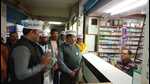 AAP workers campaigning in Varanasi. (HT Photo)