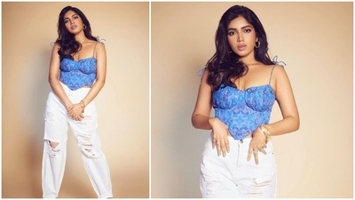 Earlier, during the promotions of her film Badhaai Do, Bhumi Pednekar stepped out wearing a blue floral bustier corset paired with baggy fit ripped white denims. (Instagram/@bhumipednekar) Earlier, during the promotions of her film Badhaai Do, Bhumi Pednekar stepped out wearing a blue floral bustier corset paired with baggy fit ripped white denims. (Instagram/@bhumipednekar)