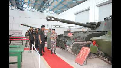 India and Sri Lanka held 9th Army to Army staff talks in Pune from February 10-12 to foster better coordination between the two militaries. (HT PHOTO) India and Sri Lanka held 9th Army to Army staff talks in Pune from February 10-12 to foster better coordination between the two militaries. (HT PHOTO)