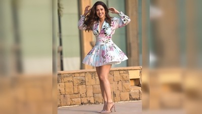 In her post, Nushrratt Bharuccha explained the kind of lover she is and wrote, “Mar-mit jaane walla pyaar.. Janmon saath nibhaane walla pyaar.. Sing songs.. write love letters.. do it all! I love being in Love! Hope u do to! Happy Valentines Day y’all !!!.” (Instagram/@nushrrattbharuccha)