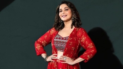 Madhuri Dixit in embroidered gharara and shrug will make your heart go Dhak Dhak: All pics Madhuri Dixit in embroidered gharara and shrug will make your heart go Dhak Dhak: All pics