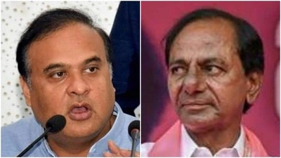 Assam chief minister Himanta Biswa Sarma (Left), Telangana chief minister K Chandrasekhar Rao (Right).