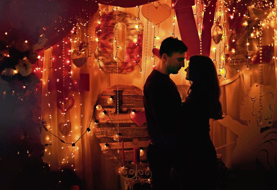 Daily Love and Relationship Horoscope 2022: Find out love predictions for March 4. (Photo: Shutterstock)