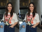 Actor Yami Gautam was spotted wearing a cool and classy printed T-shirt.&nbsp;