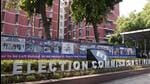 Electors can cast their vote by producing one of the 12 identity proofs, other than the elector photo identity card (EPIC). (Arvind Yadav/HT FILE)