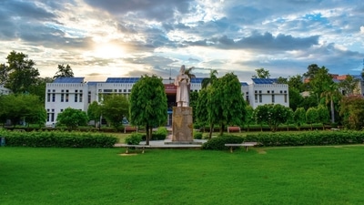 Jamia Millia Islamia to resume physical classes in phases from March Jamia Millia Islamia to resume physical classes in phases from March