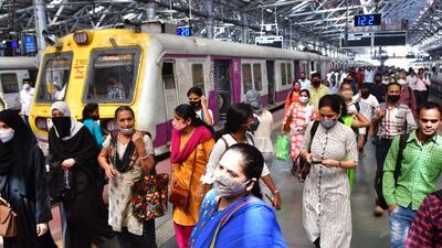 In a bid to increase passenger safety and avoid local train accidents, collisions and derailments caused due to human errors, the Western Railway has started installing audio systems to warn the motorman about red signals during local train operations (Bhushan Koyande)