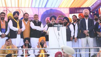 Shiromani Akali Dal president Sukhbir Singh Badal addressing a rally in Mohali’s Sector 78 on Tuesday. (HT Photo)
