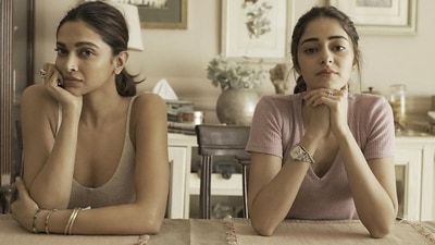 Deepika Padukone and Ananya Panday did yoga on Gehraiyaan sets with 'trust and love': Check out pic here Deepika Padukone and Ananya Panday did yoga on Gehraiyaan sets with 'trust and love': Check out pic here
