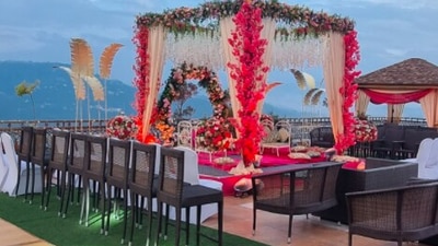 Glenview Resort, Kasauli: This offbeat location near Shimla can make anyone fall in love with the place instantly. Away from the hustle and bustle of the city, this resort has the perfect surroundings for an intimate wedding. (Instagram/@glenviewresortkasauli)