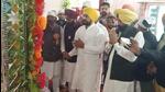 Punjab chief minister Charanjit Singh Channi paying obeisance at Ravidass temple in Ferozepur. (HT Photo)