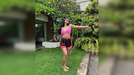 It was indeed a much-needed retreat for actor Mrunal Thakur after wrapping up with the shooting of her upcoming film Jersey where she will be seen alongside Shahid Kapoor.(Instagram/@mrunalthakur)