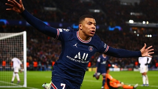 Kylian Mbappe of Paris Saint-Germain celebrates scoring a goal. (Getty)