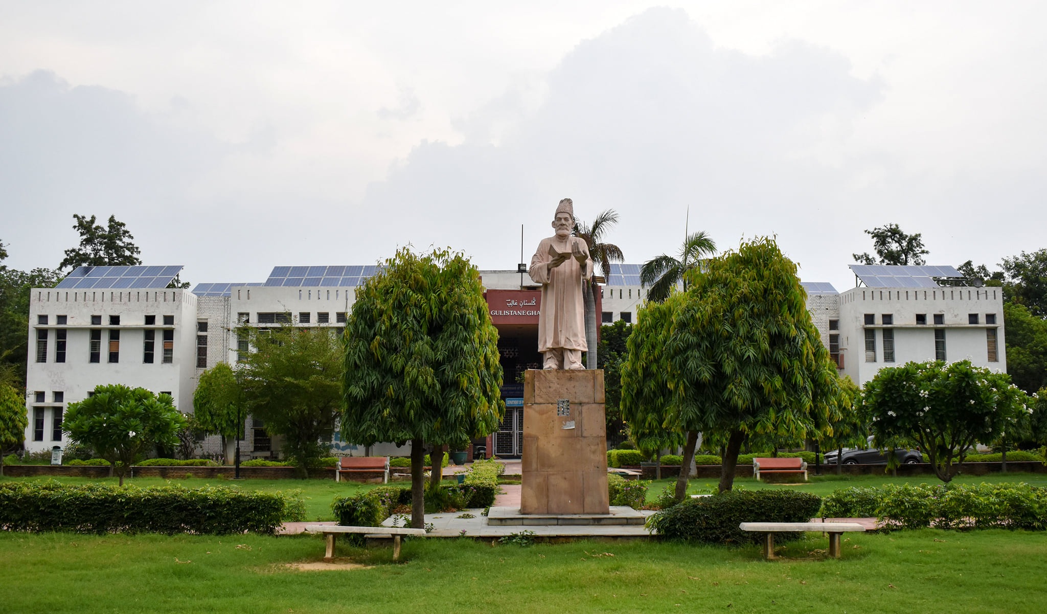 Jamia Millia Islamia (JMI) to adopt CUET for UG admissions from 2022-23 Jamia Millia Islamia (JMI) to adopt CUET for UG admissions from 2022-23