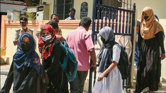 The parents, along with the community elders reached the college and protested with the college management. (HT Archives) The parents, along with the community elders reached the college and protested with the college management. (HT Archives)