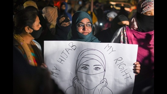 The Mutahida Majlis-e-Ulema said that Muslim girls wearing Hijabs should be allowed to pursue their education in schools and colleges without hindrance. (Representative image/PTI)