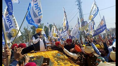 AAP chief ministerial candidate for the Punjab Assembly polls Bhagwant Mann addressing people during a roadshow at Dakha, in Ludhiana on Friday. (ANI) AAP chief ministerial candidate for the Punjab Assembly polls Bhagwant Mann addressing people during a roadshow at Dakha, in Ludhiana on Friday. (ANI)