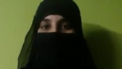 A Karnataka lecturer has quit amid the hijab row.&nbsp;