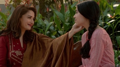 Madhuri Dixit and Muskkaan Jaferi play mother-daughter on The Fame Game.