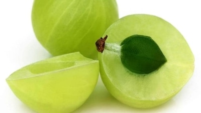 Amla: Eat amla to keep cholesterol levels in check. You can have it in form of juice or powder. It can even be consumed in the form of tablet or fruit. (HT file photo) Amla: Eat amla to keep cholesterol levels in check. You can have it in form of juice or powder. It can even be consumed in the form of tablet or fruit. (HT file photo)