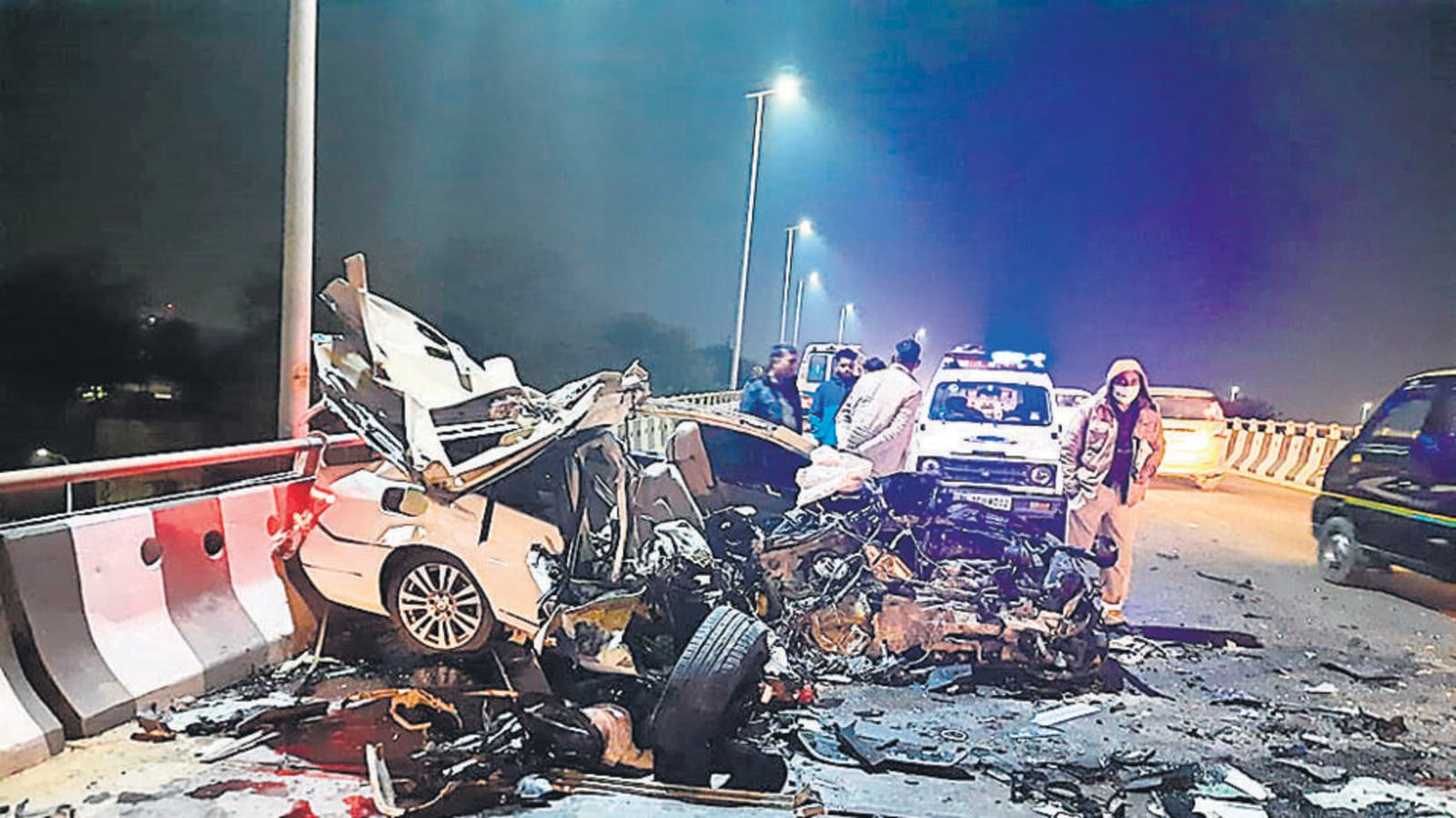 delhi-2-dead-3-injured-after-speeding-car-rams-into-truck-on-palam