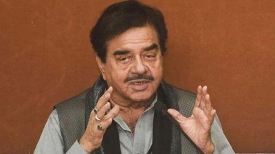 Shatrughan Sinha, who joined Congress after quitting BJP in 2019, says he is hurt by Channi's statement. (file photo) Shatrughan Sinha, who joined Congress after quitting BJP in 2019, says he is hurt by Channi's statement. (file photo)