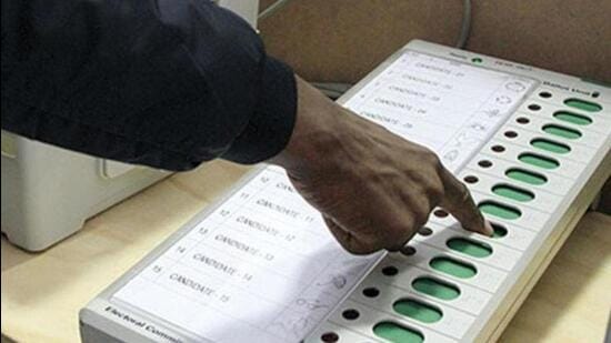Officials attribute the dip in Ludhiana’s first-time voter count to the craze of settling abroad, which is more rampant among rural youth, especially those in the 18 to 19 age group. (HT File)
