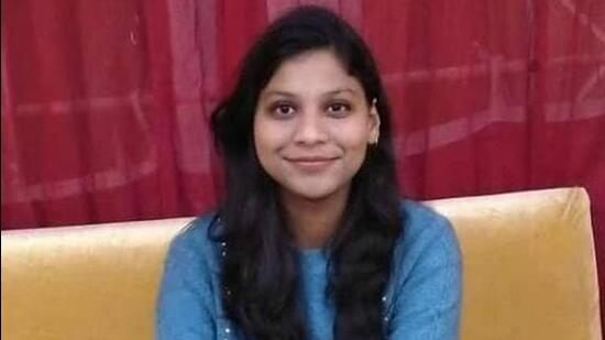 Riya Garg, the teacher from Thamber village of Barara who joined work just two months ago for her first job at Jai Public School in Adhoi village, fell from nearly 20 feet and died on the spot. (HT Photo)