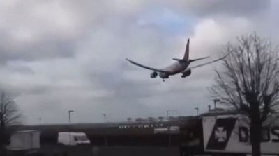 An Air India flight landing at Heathrow amid strong winds of Storm Eunice has gone viral.&nbsp;