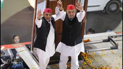 Samajwadi Party chief Akhilesh Yadav on Sunday said the ruling BJP was set to be ousted from power in Uttar Pradesh soon. (DEEPAK GUPTA/HT PHOTO.)