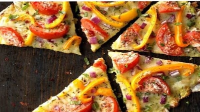 Recipe: Give fast food a healthy twist with Zucchini Pizza (Manvi Kohli) Recipe: Give fast food a healthy twist with Zucchini Pizza (Manvi Kohli)