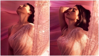 Mouni Roy woos her fans as she struck some sensuous poses for the camera. (Instagram/@imouniroy)