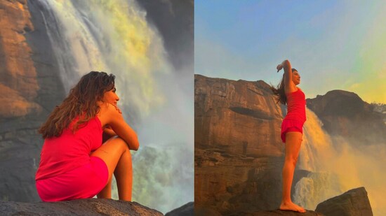 Samantha Ruth Prabhu at Athirappilly Falls.