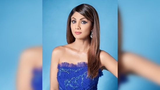 In another Shilpa Shetty wrote, "What are the cobalt’ernatives to style? None!."(Instagram/@theshilpashetty)