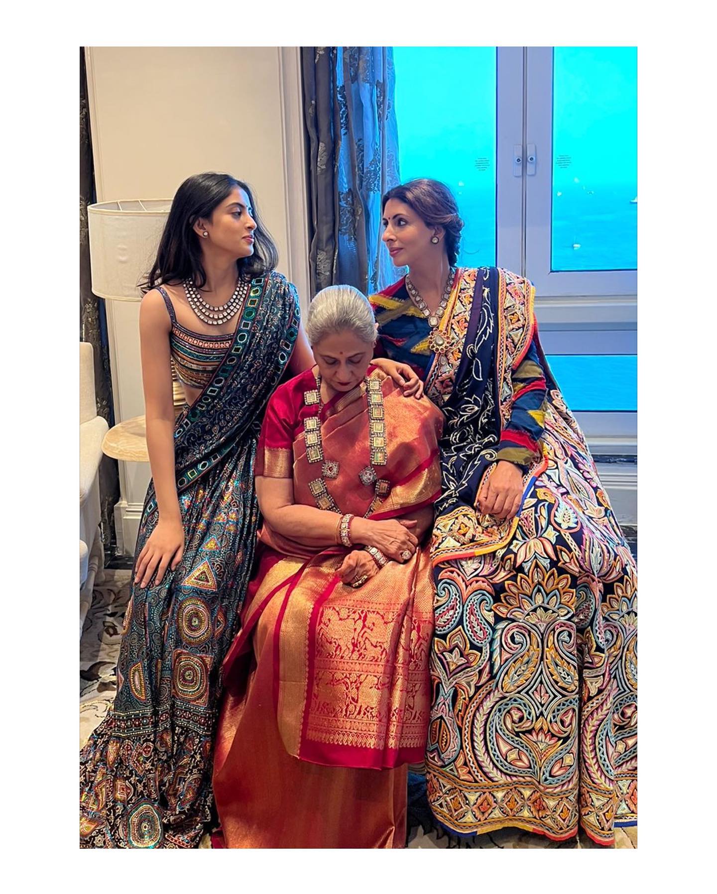 Navya Naveli Nanda, Jaya Bachchan and Shweta Bachchan in a throwback picture. Navya Naveli Nanda, Jaya Bachchan and Shweta Bachchan in a throwback picture.