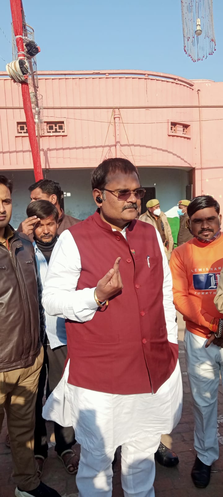 BJP MP Subrat Pathak casts his vote BJP MP Subrat Pathak casts his vote