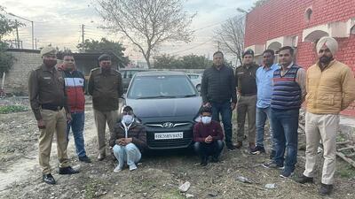 A CIA team arrested three people for possession of 300gm of heroin in Ambala. (HT Photo)