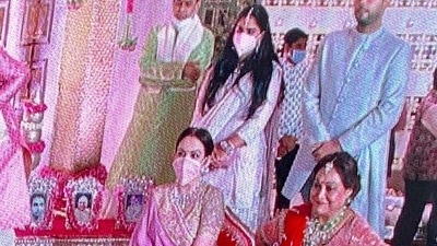 Pinky Reddy also shared a picture of Nita Ambani with her daughter Isha Ambani. (Instagram/@pinkyreddyofficial) Pinky Reddy also shared a picture of Nita Ambani with her daughter Isha Ambani. (Instagram/@pinkyreddyofficial)