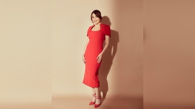 Madhuri Dixit had earlier set the internet on fire with her body hugging red red dress. (Instagram/@madhuridixitnene) Madhuri Dixit had earlier set the internet on fire with her body hugging red red dress. (Instagram/@madhuridixitnene)