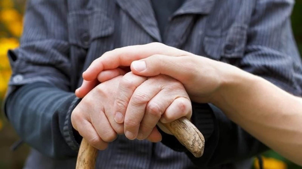 Tremor and difficulties in walking are the most commonly recognizable symptoms for people suffering from Parkinson. (Shutterstock) Tremor and difficulties in walking are the most commonly recognizable symptoms for people suffering from Parkinson. (Shutterstock)